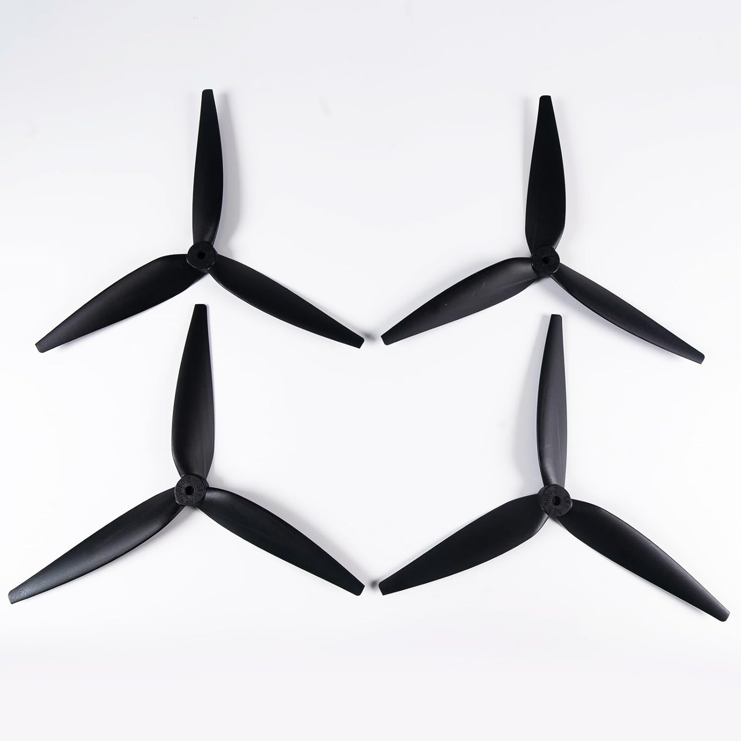 9-Inch Glass Fiber Nylon Propellers, 3-Blade Props for Cinelifter FPV Drones, Black (4 pcs - 2 CW, 2 CCW)